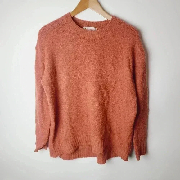 Philosophy Burnt Orange Soft Fuzzy Crewneck Sweater - Picture 1 of 5
